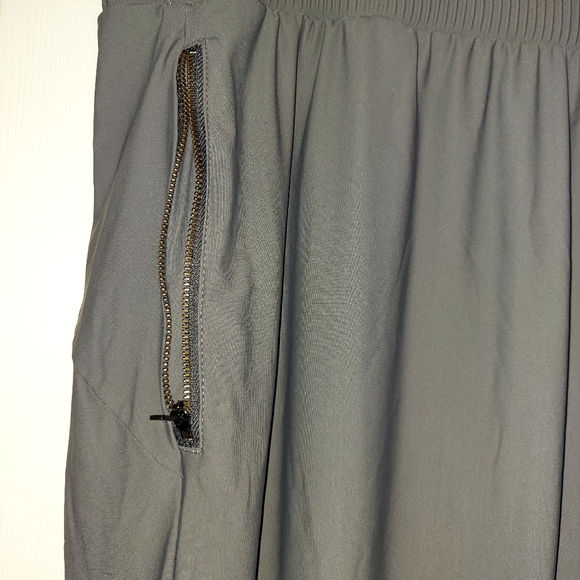 Athletic Works Women's Athleisure Commuter Joggers with Zip Pockets Size XXL - Picture 2 of 3